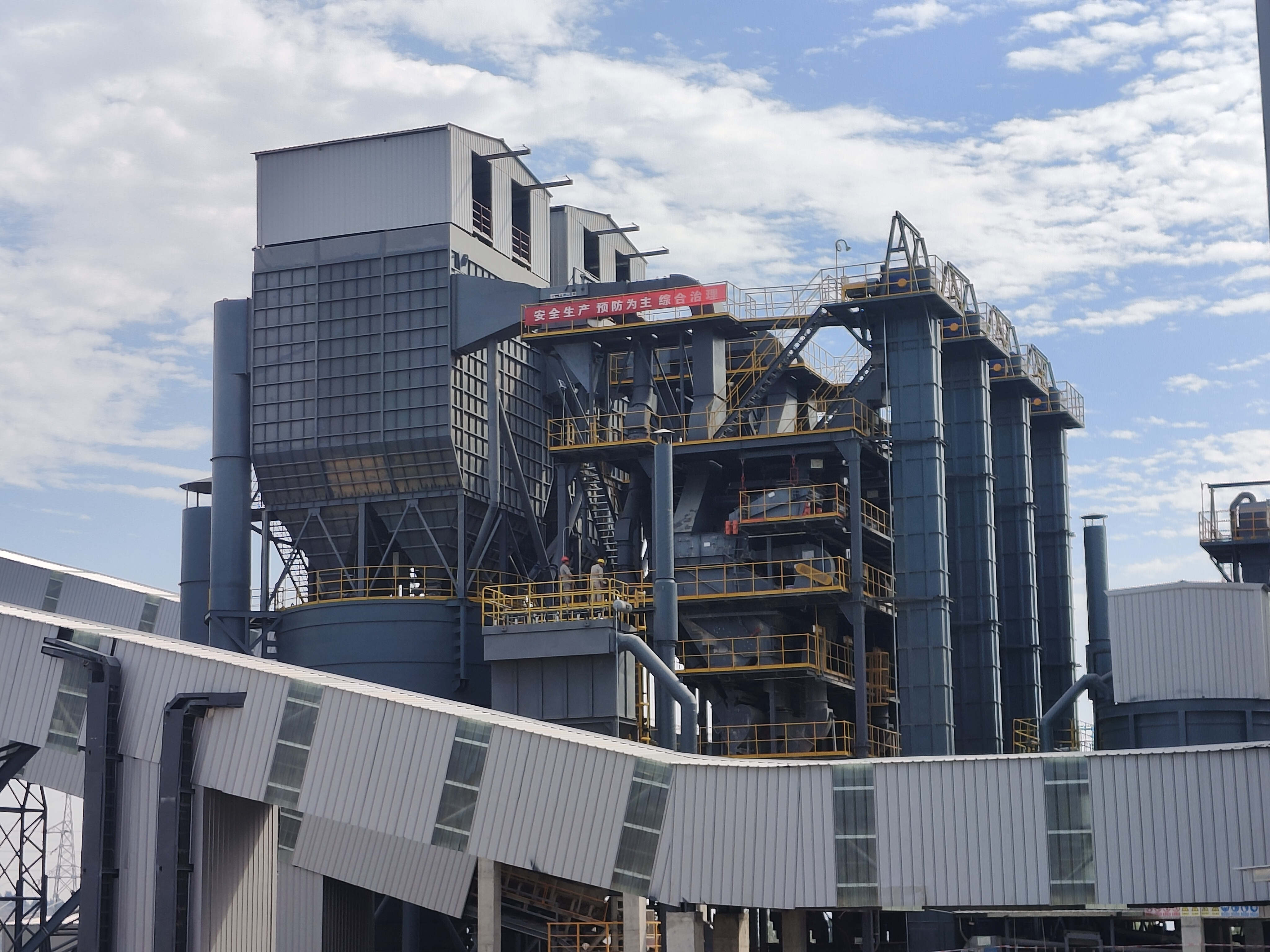 28項大型基礎建設工程獲批，制砂樓助力企業(yè)提高砂石品質(zhì)